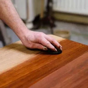 Wood Furniture Polishing Service